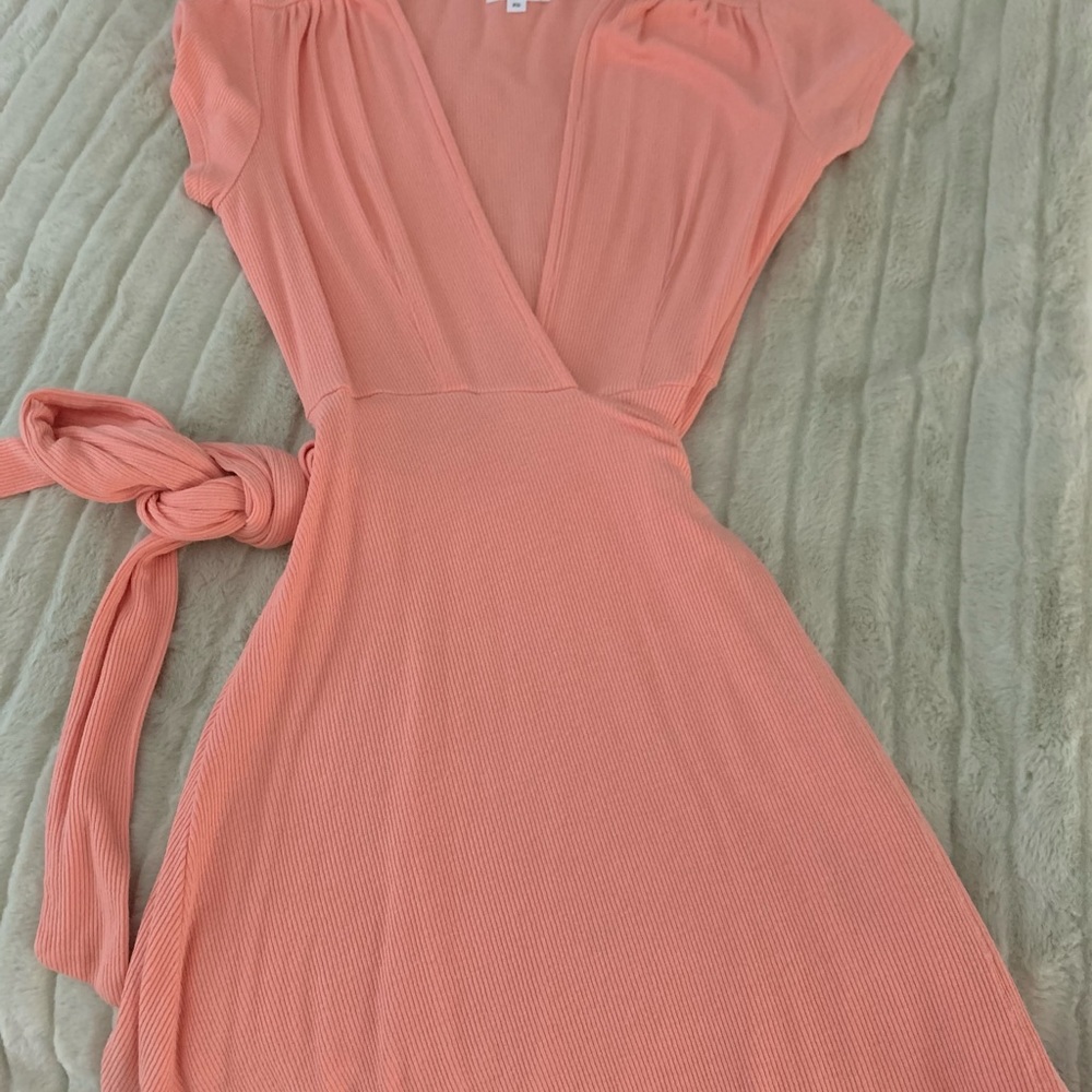 Super cute plunge dress